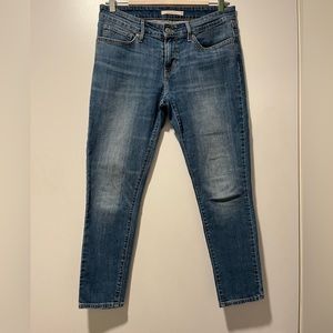 Levi’s 711 Skinny Jeans W 30 L 28 Medium Wash Lightly Worn